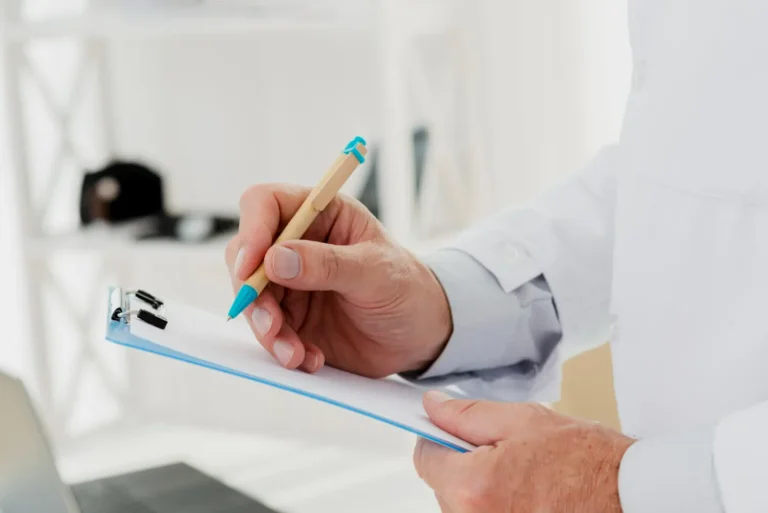 6882e3a808a9fbe9af86c231_DOT-medical-exams